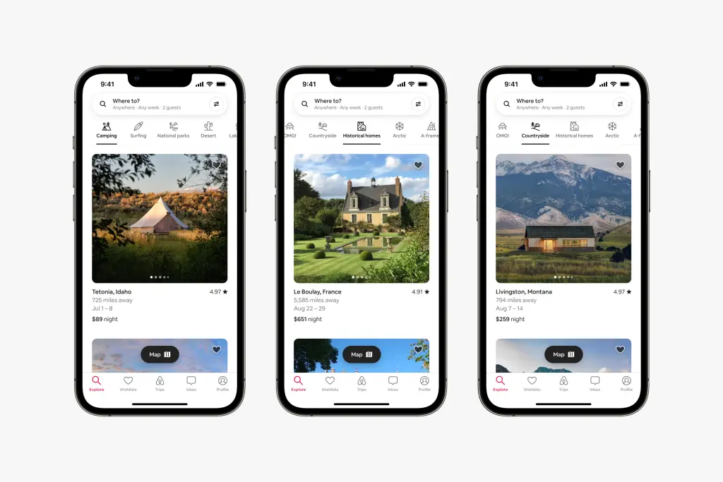 Trois écrans mobiles présentant la navigation par catégories
